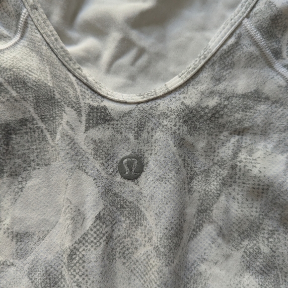 Lululemon Arise Bodysuit *NuluJasmine White Multi - Picture 8 of 8